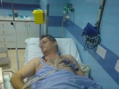 في غرفة الطوارئ بعد نقله إلى المستشفى