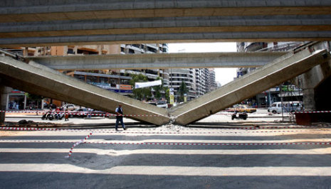 الضاحيه الجنوبيه ـ جسر جادّة هادي نصر الله (مروان طحطح)