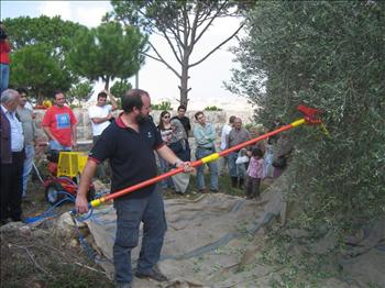 جلسة تطبيقية في الحقل