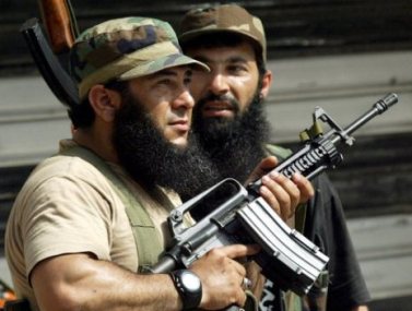 عناصر إسلامية في عين الحلوة