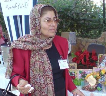 رنده حسن عبدالله خلال أحد الأنشطة في الخيام