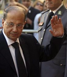  الجنرال عون