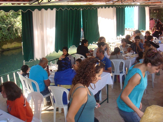 والصبايا زدنه جمالاً