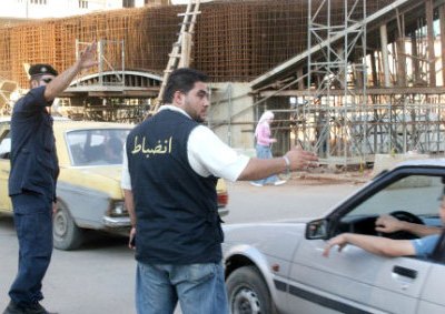 عنصري  إنضباط يملآن فراغ غياب الدولة