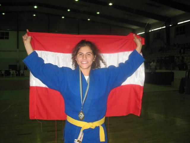 البطلة ليا فرحات.. نجمة الجنوب في عالم الرياضة