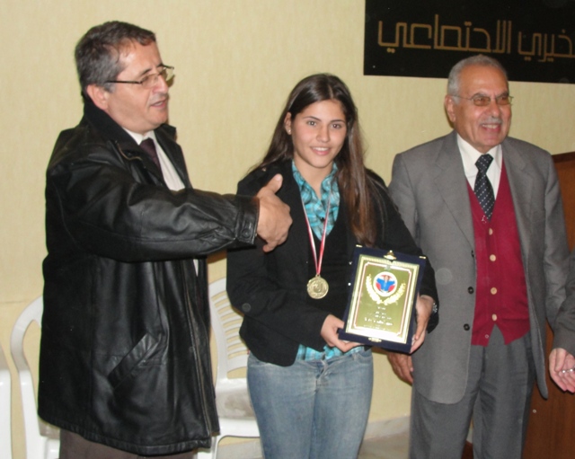 فايز أوعباس وأسعد رشيدي وبينهما ليا فرحات