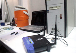 أجهزة اتصال إسرائيليّة ضبطها فرع المعلومات مع موقوفين