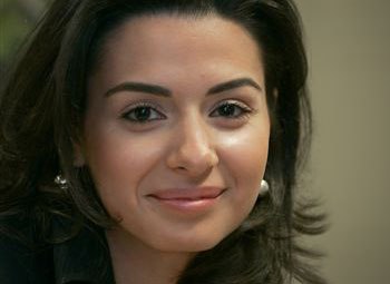 نايلة تويني النائب الأصغر سناً في مجلس 2009