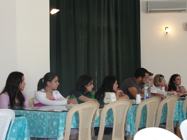 جانب من المشاركين في الورشات