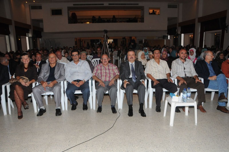 النائب جابر والحضور في احتفال الجد والجدة