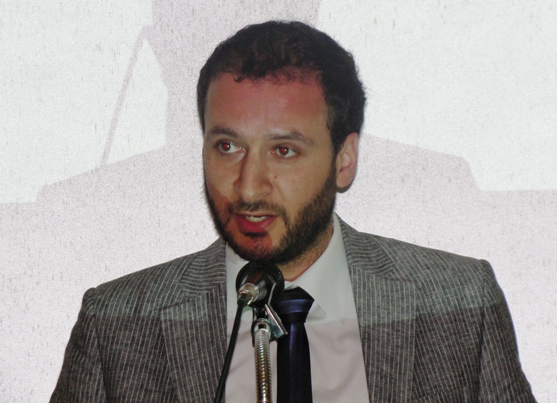  الدكتور وسام شروف خلال إلقاء كلمته