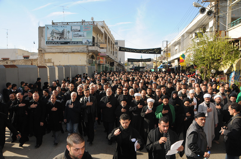 الحضور في مسيرة النبطية التاسع من عاشوراء