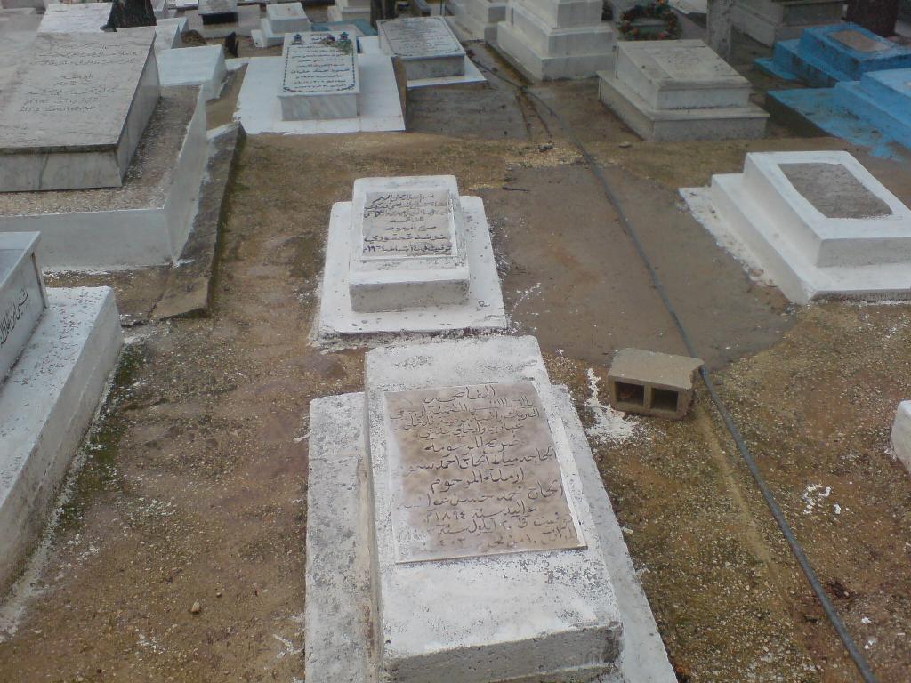 جانب من مدافن بلدة الخيام