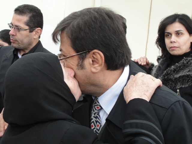 حسن خريس والدته \