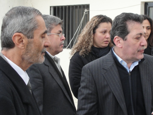 عائلة خريس.. لا ينتظرون أيّ مقابل