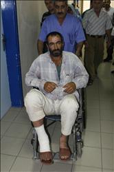   عطوي وبدت آثار الكدمات (حسين سعد)