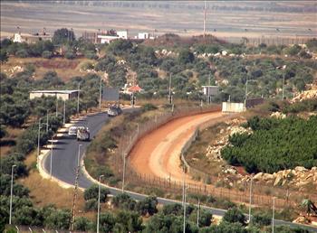 دورية لليونيفيل في محاذاة الشريط الحدودي