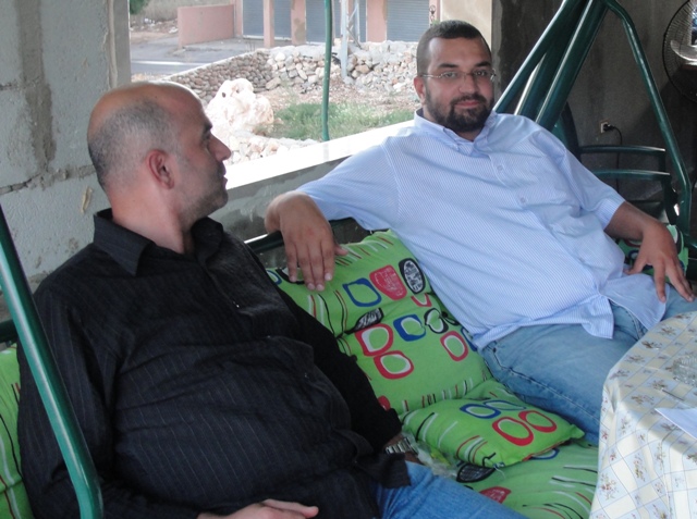 خنجر شعيب وعلي قلّوط