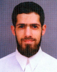 خبراء متفجرات في حفرة عين المريسة