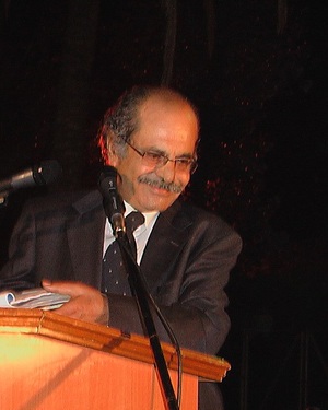 جاء الموت وأخذ منا الأستاذ المناضل هاني عسّاف