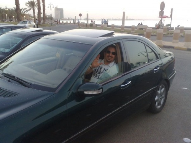 بهذه البسمة ودَّعَنا باسل