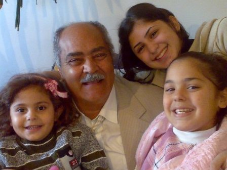 نحن نشعر بعيونك الساهرة علينا..