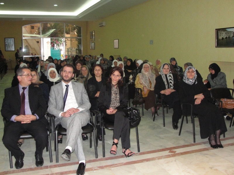 هل تجري البلدية احصاء لعدد الندوات الفكرية والتثقيفية التي شهدتها الخيام ؟