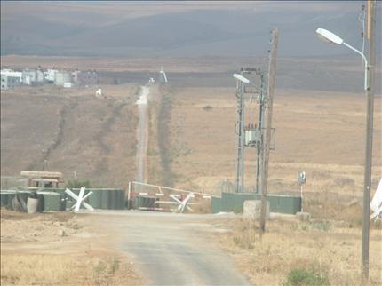 طريق العباسية ـ الوزاني المغلقة