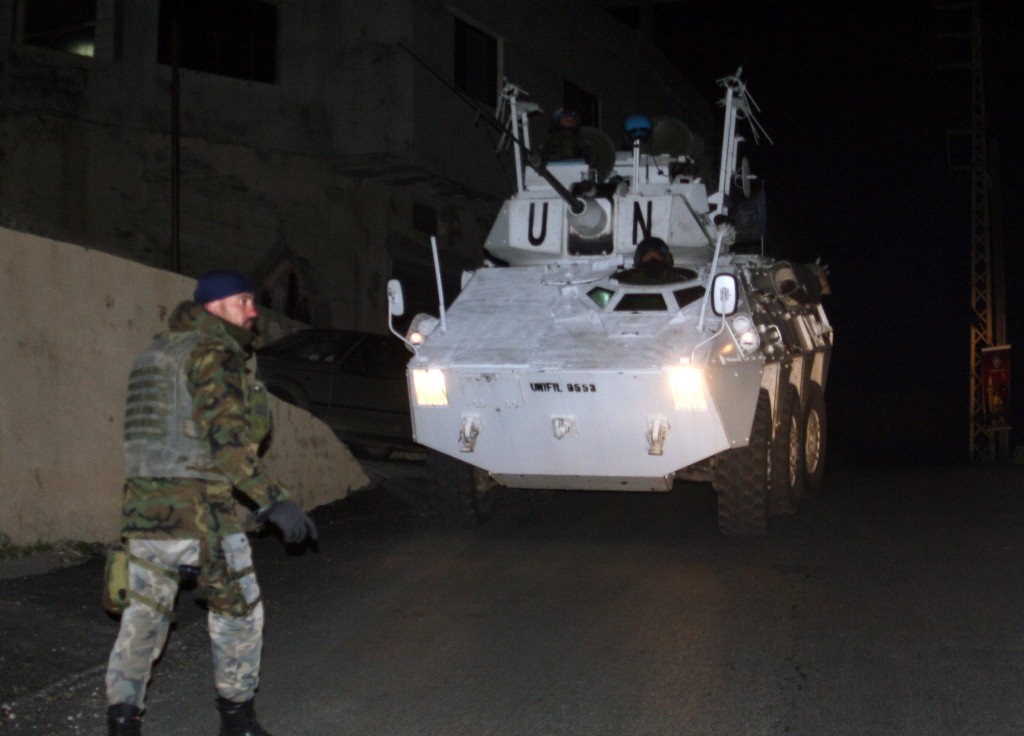 حضر  الى المكان خبراء من الجيش اللبناني والشرطة العسكرية في الجيش اللبناني وخبراء من الكتيبتين الإيطالية