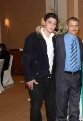 المرحوم سلمان شيري وإبنه محمد