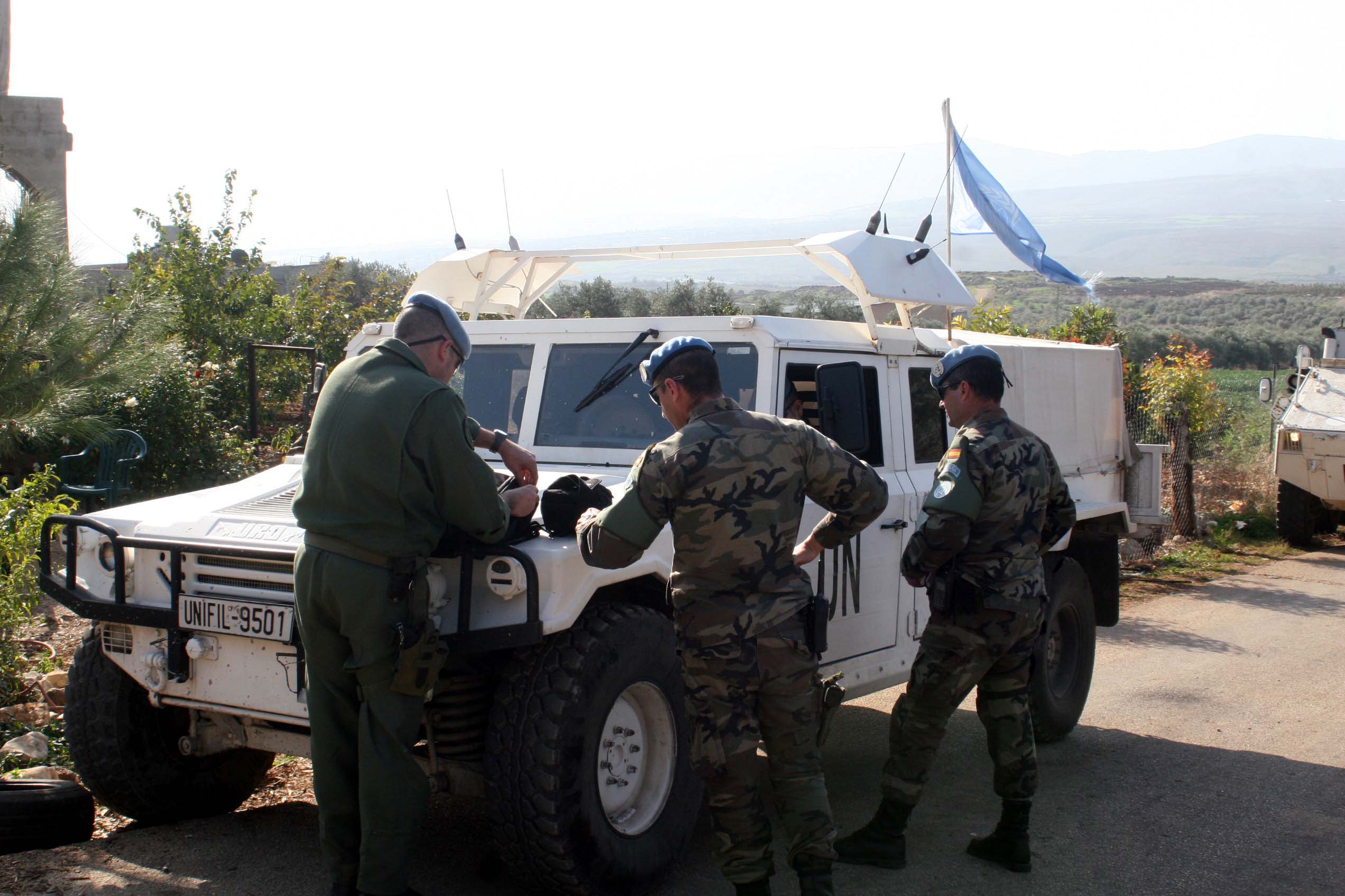 العثور على اربعة صواريخ مطمورة في  وادي خنسا