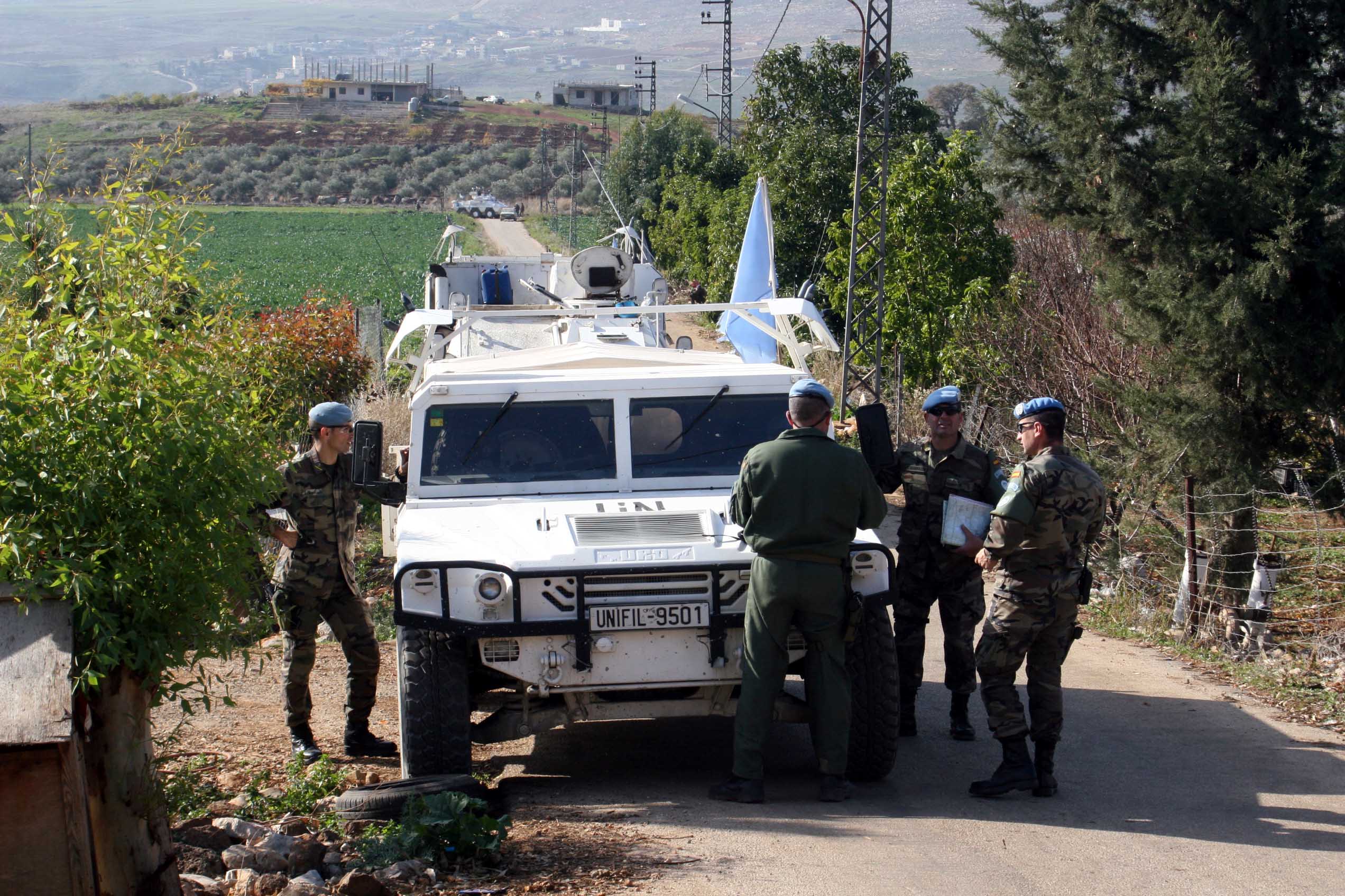العثور على اربعة صواريخ مطمورة في  وادي خنسا