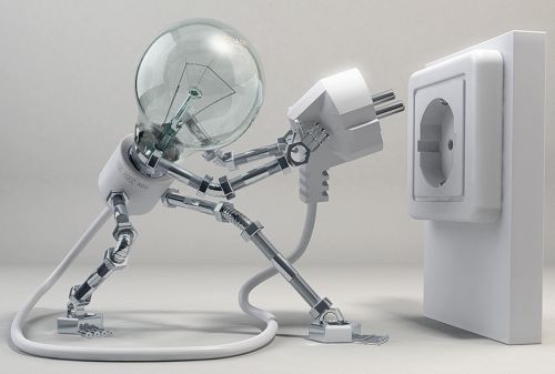 الكهرباء مقطوعة وأنها سوف تبقى مقطوعة حتى إشعار آخر .. أو ينتبه الشّعب