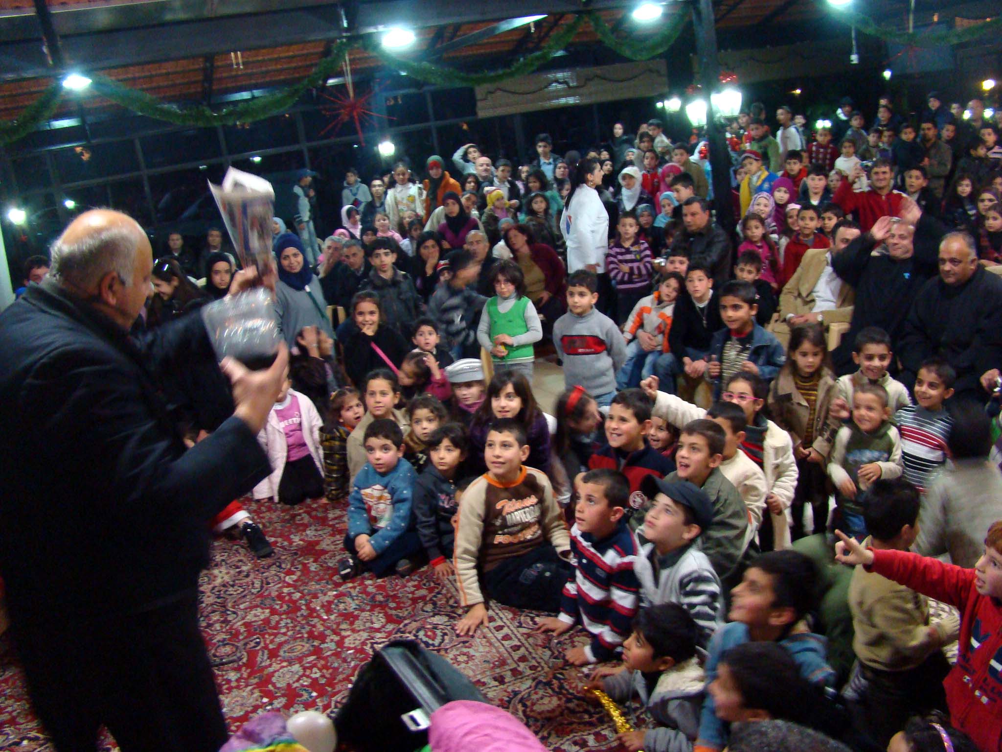 الساحر شيكو في لا فيلا اوتيل جمعية الشبان المسيحية