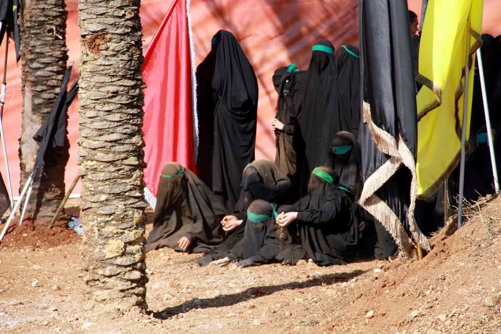 من المسرحية