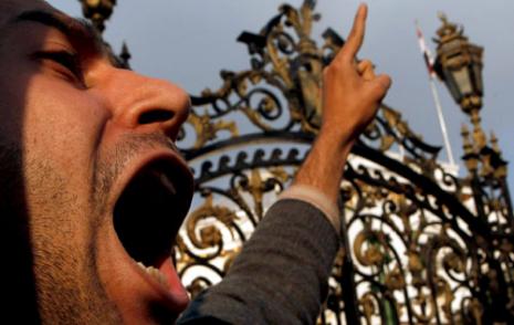 ولادة جديدة للثورة تحاصر النظام