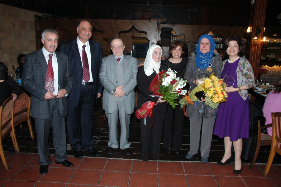 جمعية رعاية اليتيم في صيدا تكرم معلميها