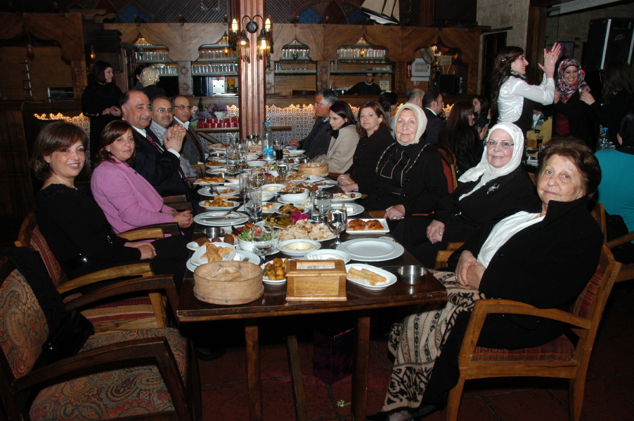 جمعية رعاية اليتيم في صيدا تكرم معلميها