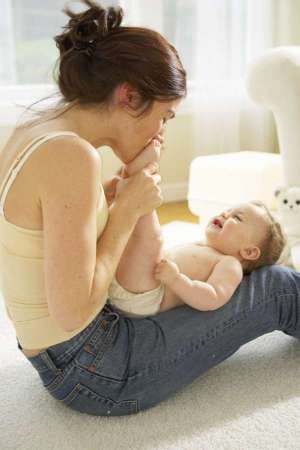 الله يحمي جميع الامهات