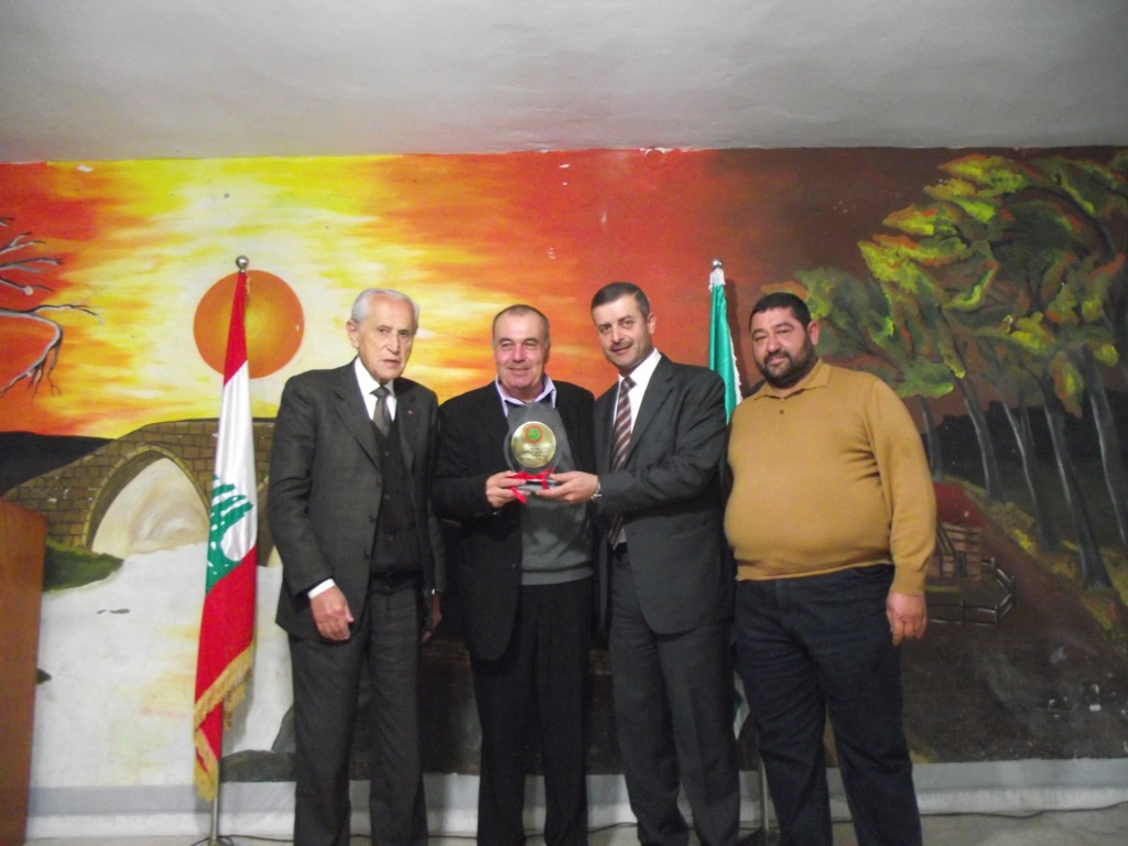 تكريم المربي أمين قانصو