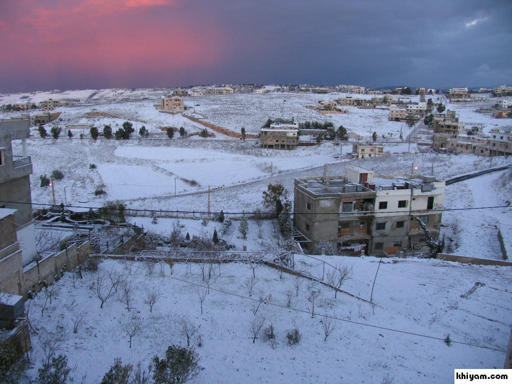 الخيام يلفها الثلج - أرشيف