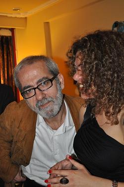 3 صاحب الصالون الادبي شبابيك الشاعر حسن م. العبدالله