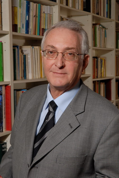 الوزير السابق جورج قرم