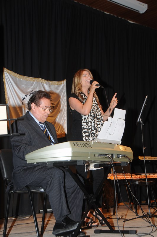 فقرات فنية مميزة قدمت في عيدي الموسيقى والأب في مركز جابر