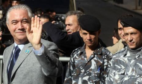 يرافق أحد السياسيين أكثر من 40 عسكرياً (أرشيف ــ هيثم الموسوي)