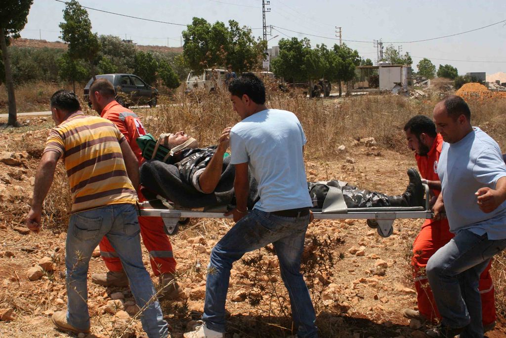 سيّارة المفتي تتعرّض لحادث أليم قرب نبع الحمام - تصوير علي ضيا