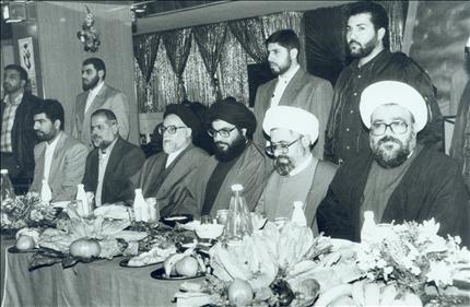 صورة تعود للعام 1997 تجمع نصر الله والطفيلي وقاسم وأبادي (م.ع.م)