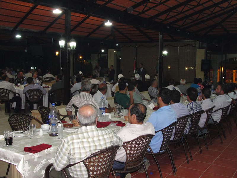 حركة أمل تقيم حفل إفطار في الخيام تكريماً لعوائل الشهداء والجرحى