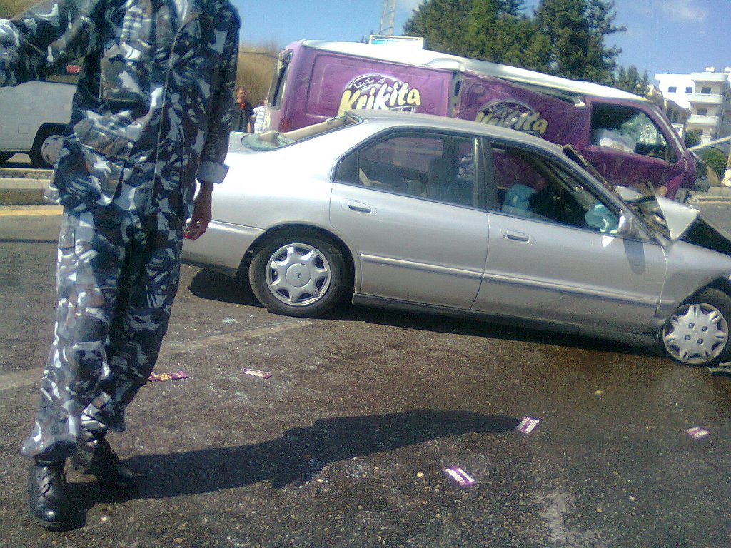 حادث الاصطدام المروع على اوتوستراد المصيلح – الزهراني عصر اليوم