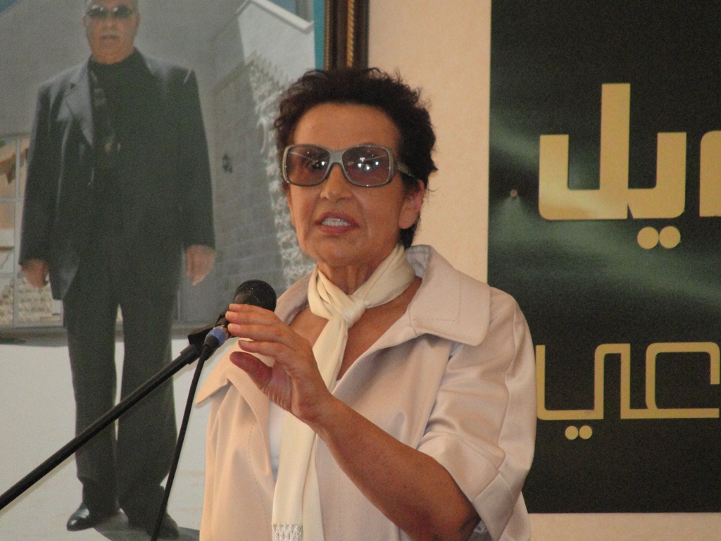 عريفة المهرجان المحامية وداد يونس - في الذكرى السنوية الأولى لغياب هاني عساف